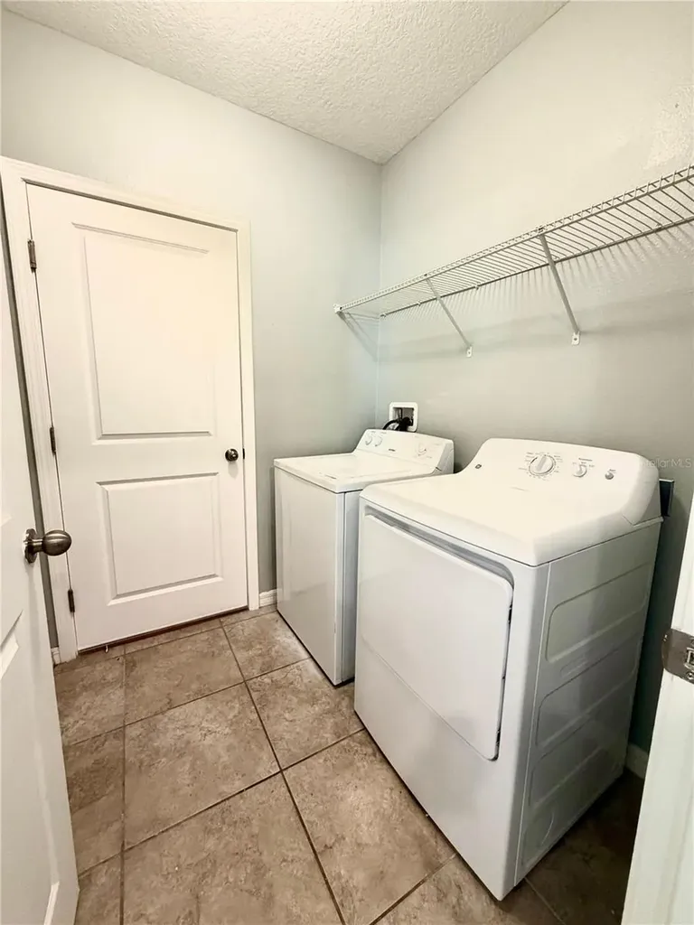 6821 Blue Moon Way Sun City Center FL 33573