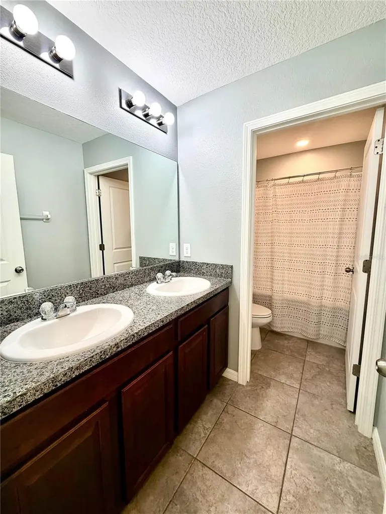 6821 Blue Moon Way Sun City Center FL 33573