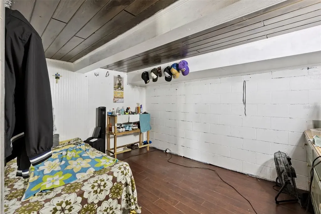 806 S Main Avenue Groveland FL 34736