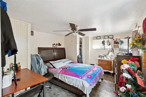 806 S Main Avenue Groveland FL 34736