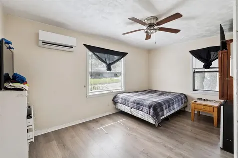 806 S Main Avenue Groveland FL 34736