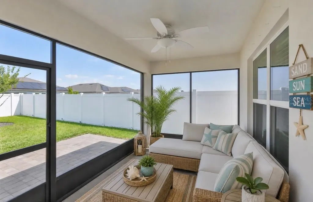 1002 Tidal Rock Avenue Ruskin FL 33570