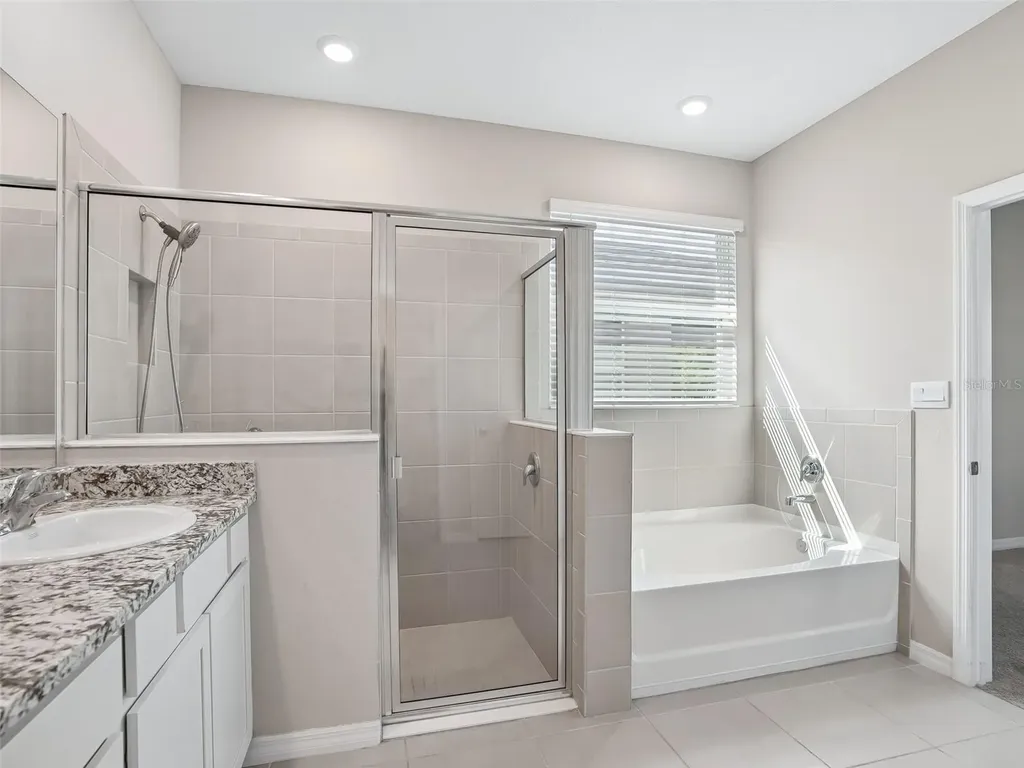 4982 NW 39th Loop Ocala FL 34482