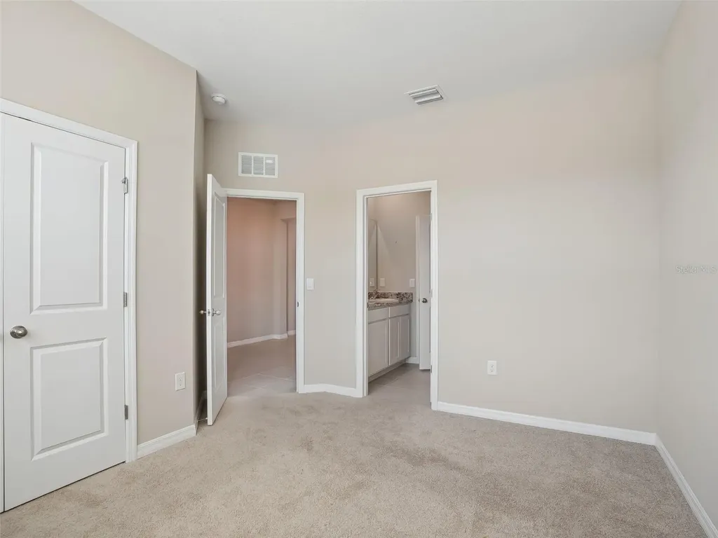 4982 NW 39th Loop Ocala FL 34482