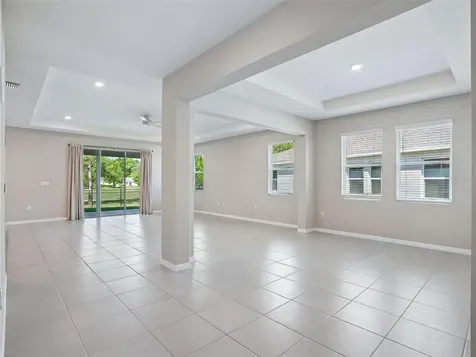 4982 NW 39th Loop Ocala FL 34482