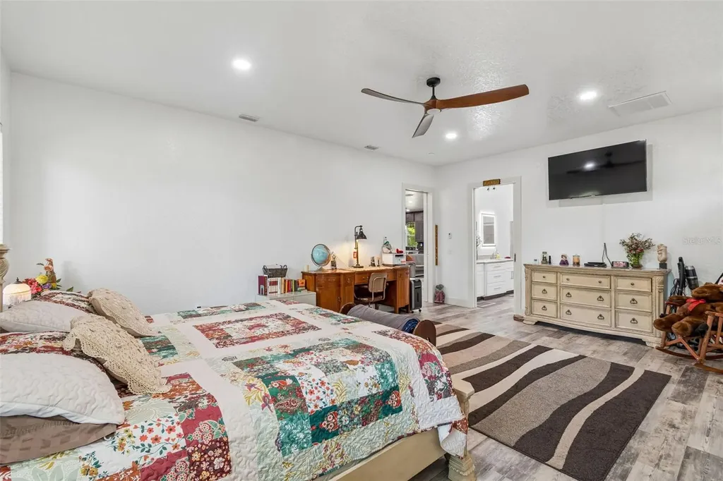 4300 Cr 673 Bushnell FL 33513