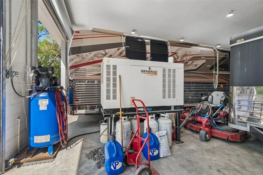4300 Cr 673 Bushnell FL 33513