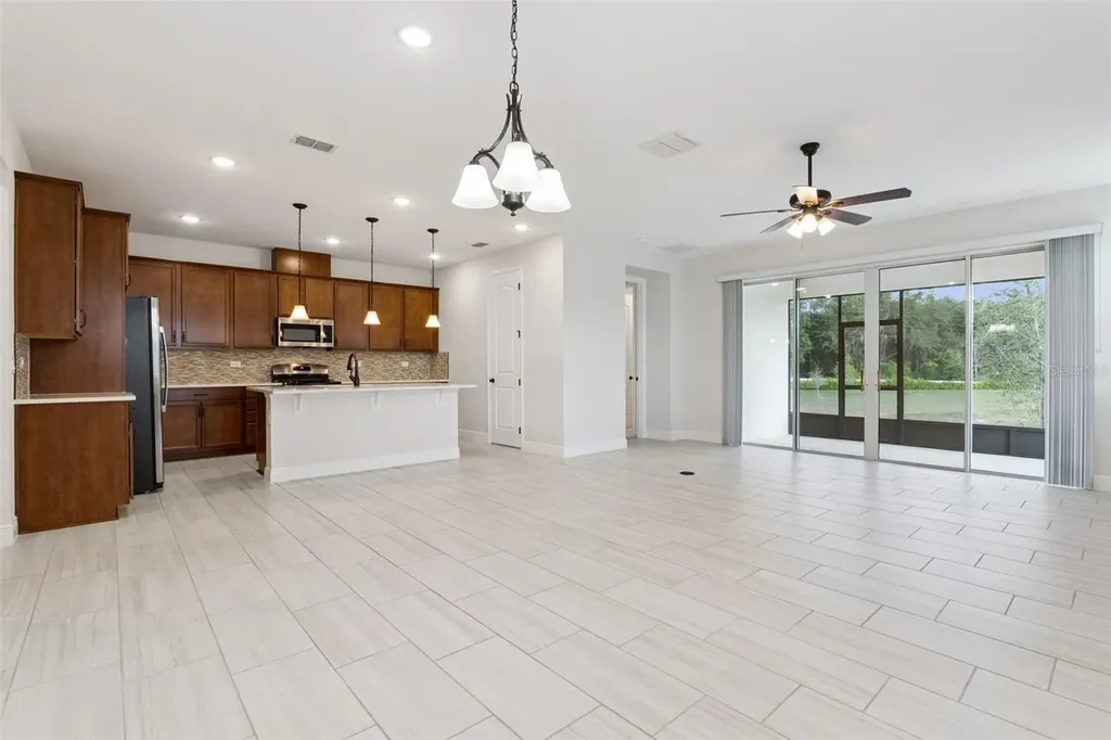 5064 Meadow Song Drive Leesburg FL 34748