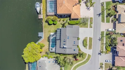 9821 Bay Island Drive Tampa FL 33615