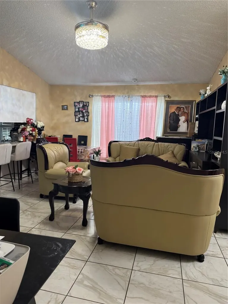 3407 Lake Tiny Circle Orlando FL 32818