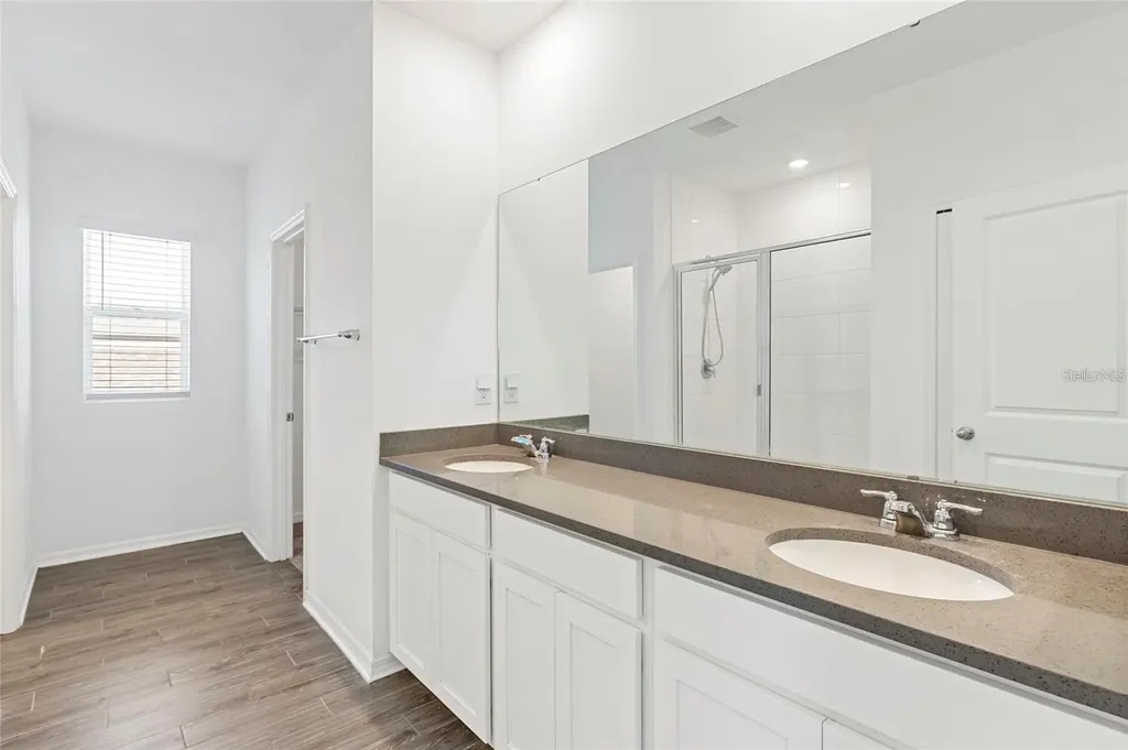 5435 Los Robles Court Palmetto FL 34221