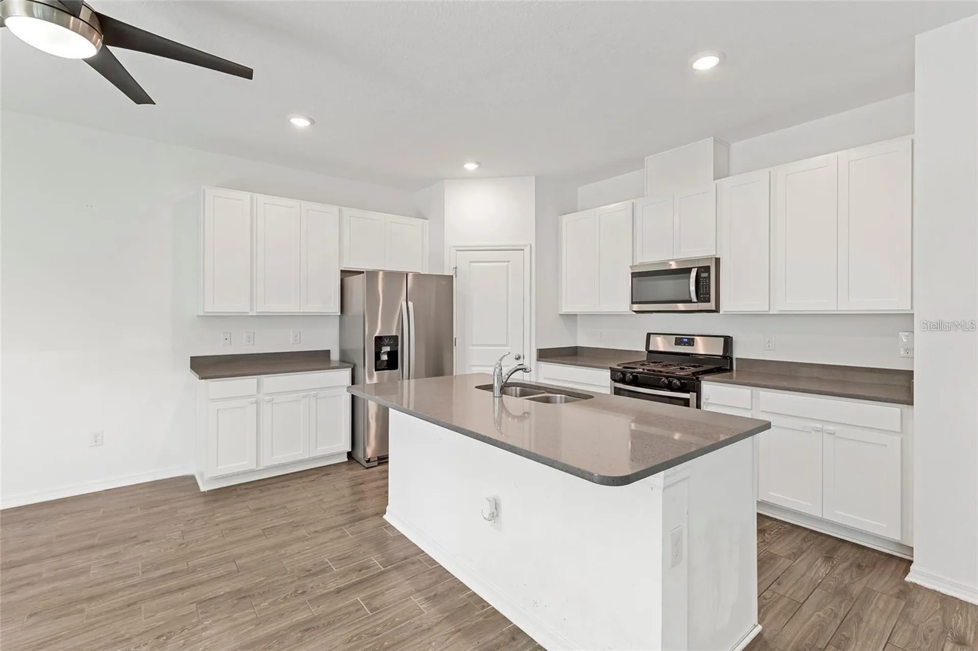 5435 Los Robles Court Palmetto FL 34221