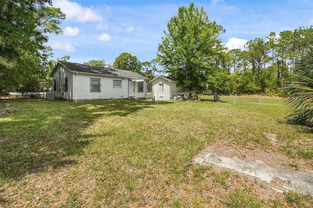 2205 & 2211 Lake Pickett Road Orlando FL 32826