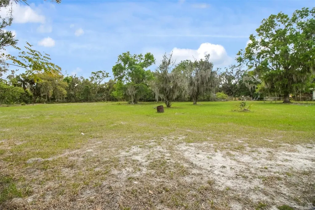 2205 & 2211 Lake Pickett Road Orlando FL 32826
