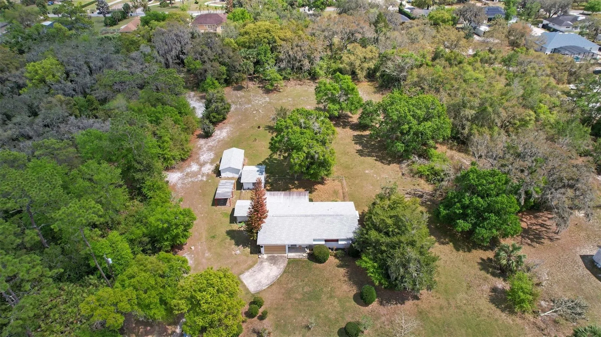 2205 & 2211 Lake Pickett Road Orlando FL 32826