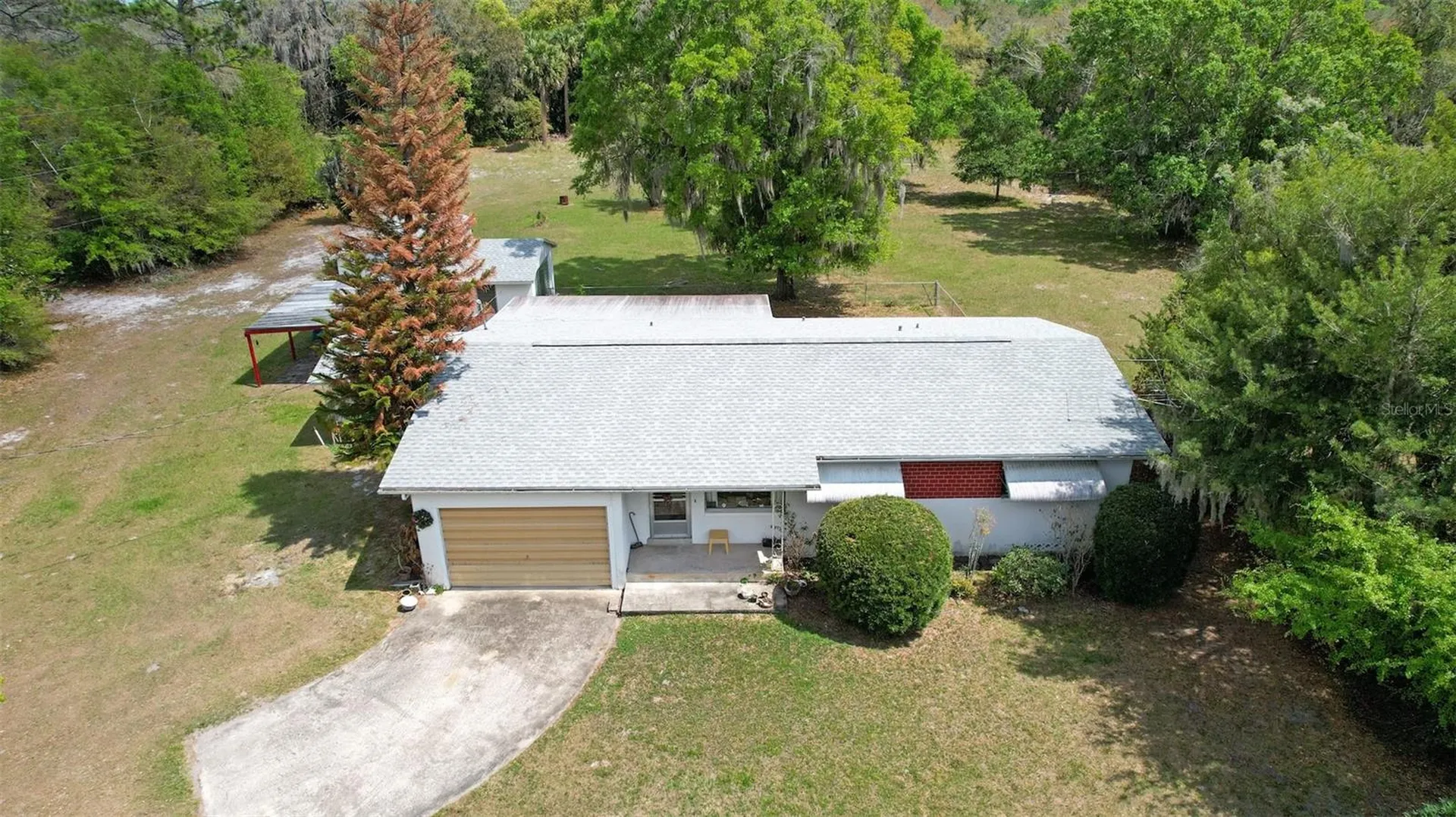 2205 & 2211 Lake Pickett Road Orlando FL 32826