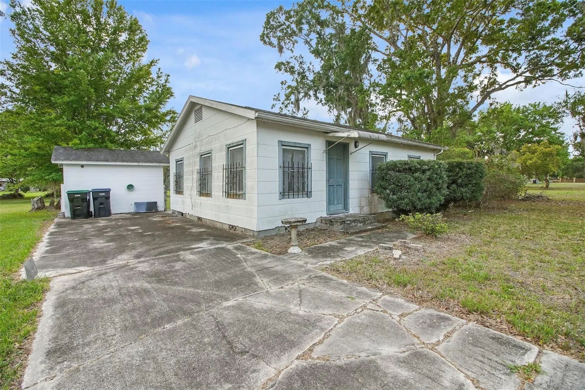 2205 & 2211 Lake Pickett Road Orlando FL 32826