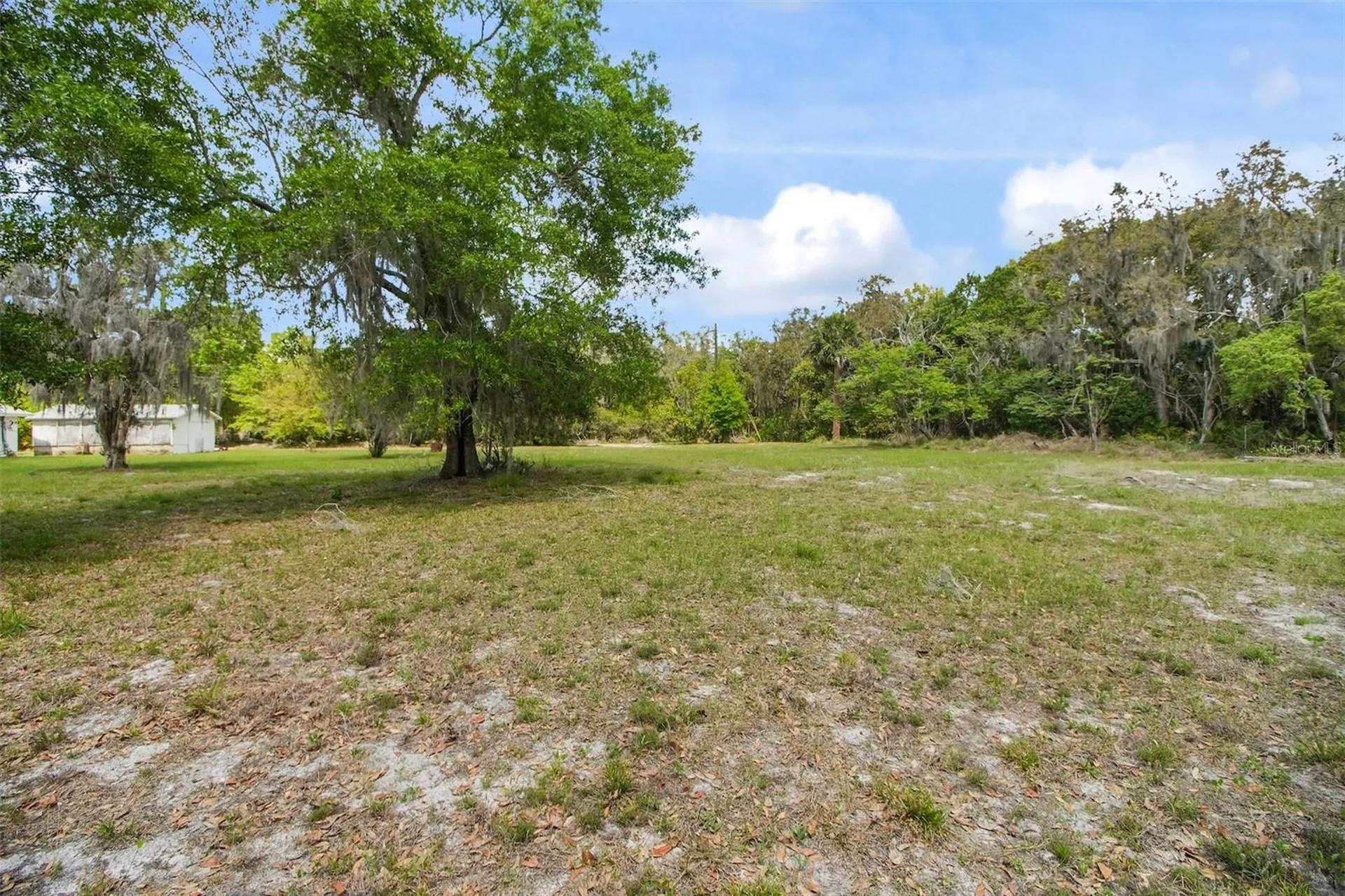 2205 & 2211 Lake Pickett Road Orlando FL 32826
