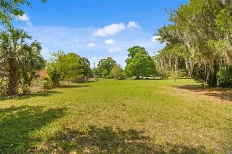 2205 & 2211 Lake Pickett Road Orlando FL 32826
