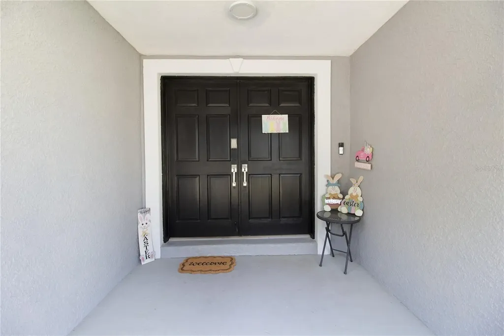 7018 Oakview Circle Tampa FL 33634