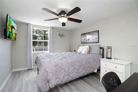 7018 Oakview Circle Tampa FL 33634