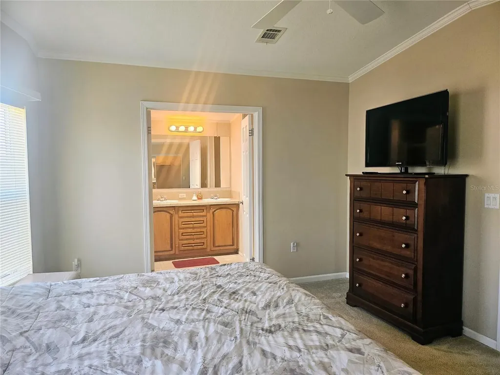 3319 Overcup Oak Terrace Sarasota FL 34237