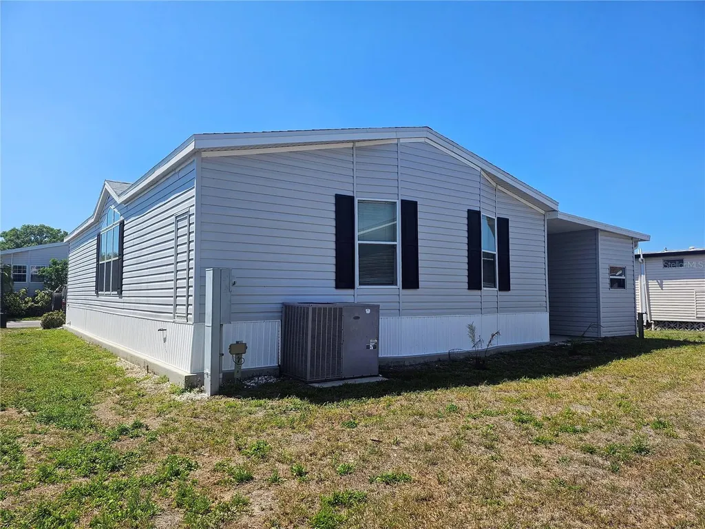 3319 Overcup Oak Terrace Sarasota FL 34237