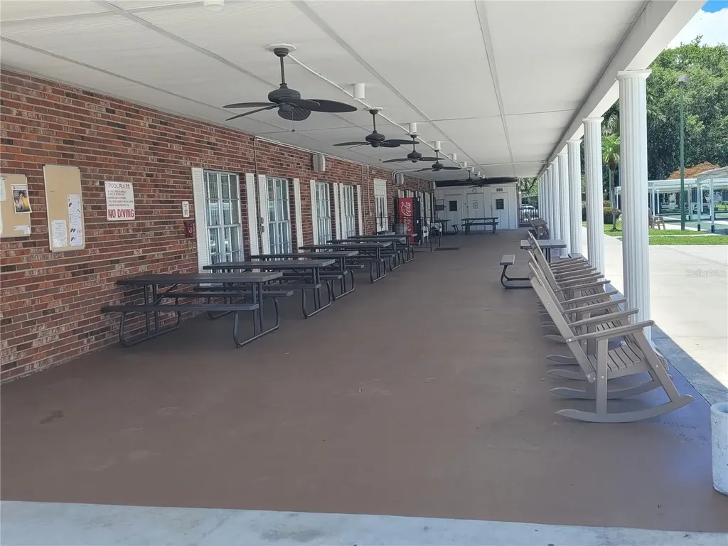 3319 Overcup Oak Terrace Sarasota FL 34237