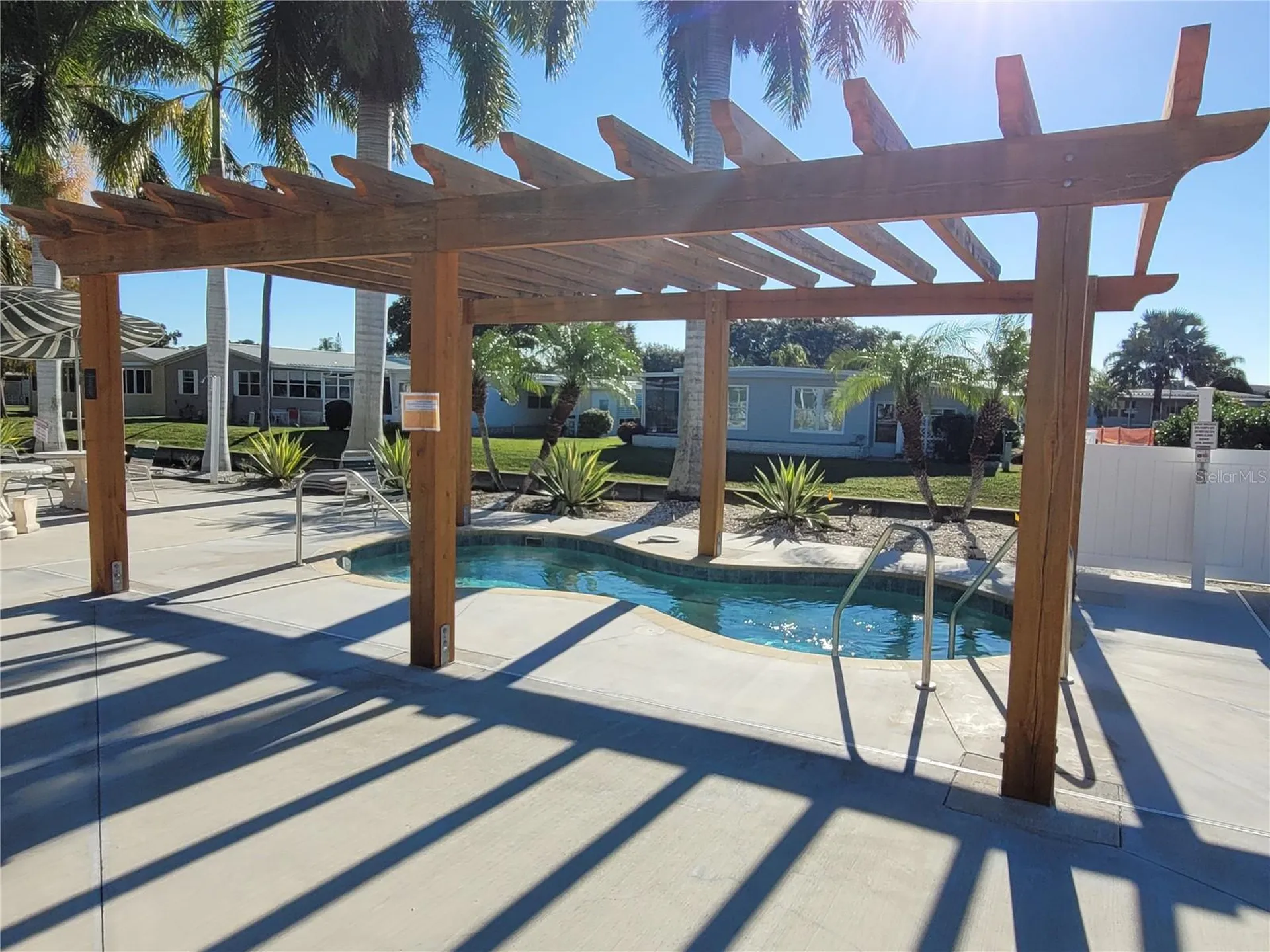 3319 Overcup Oak Terrace Sarasota FL 34237