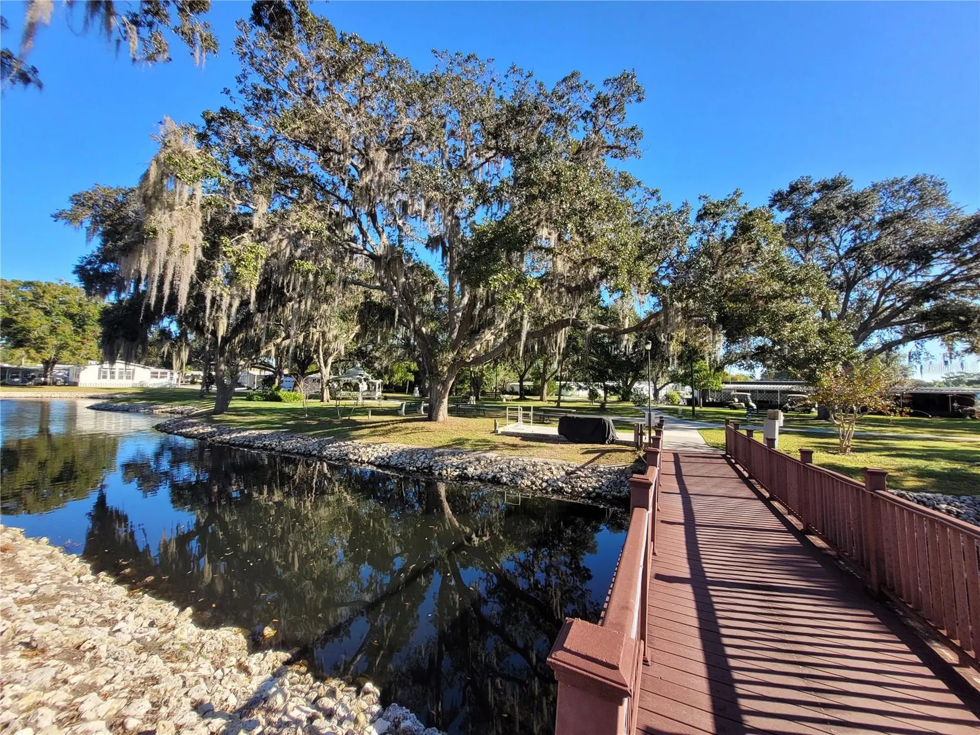 3319 Overcup Oak Terrace Sarasota FL 34237