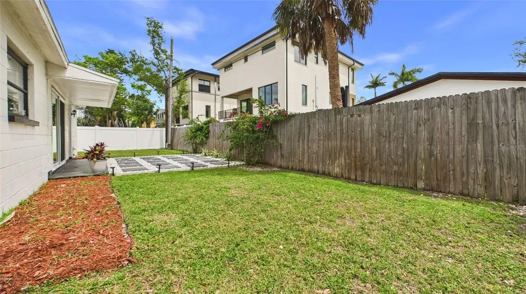 1920 New Hampshire Avenue NE St Petersburg FL 33703