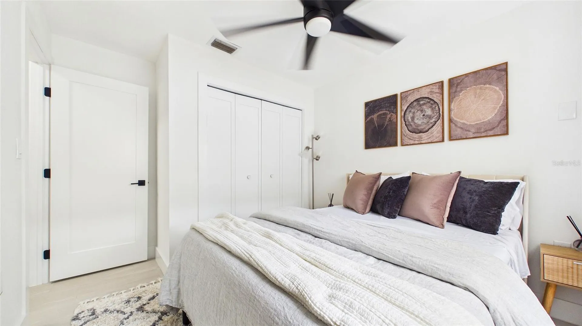 1920 New Hampshire Avenue NE St Petersburg FL 33703
