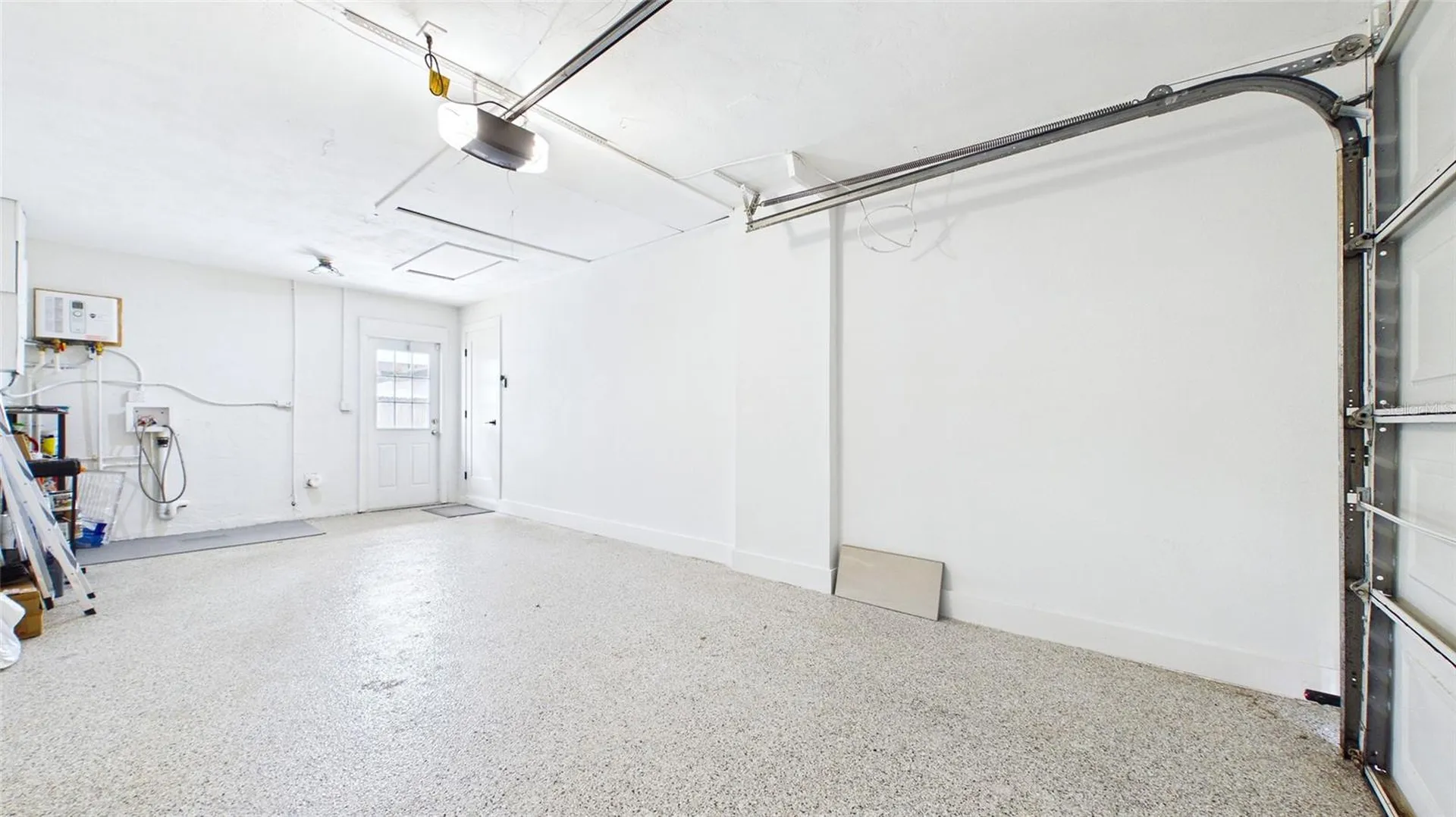 1920 New Hampshire Avenue NE St Petersburg FL 33703