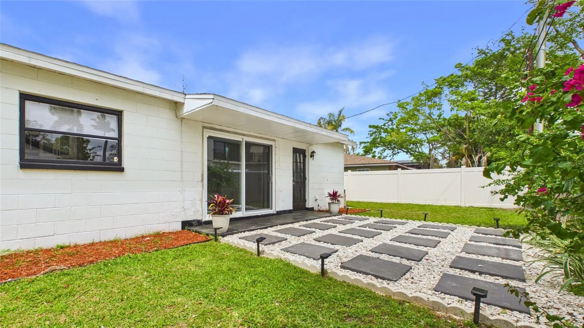 1920 New Hampshire Avenue NE St Petersburg FL 33703