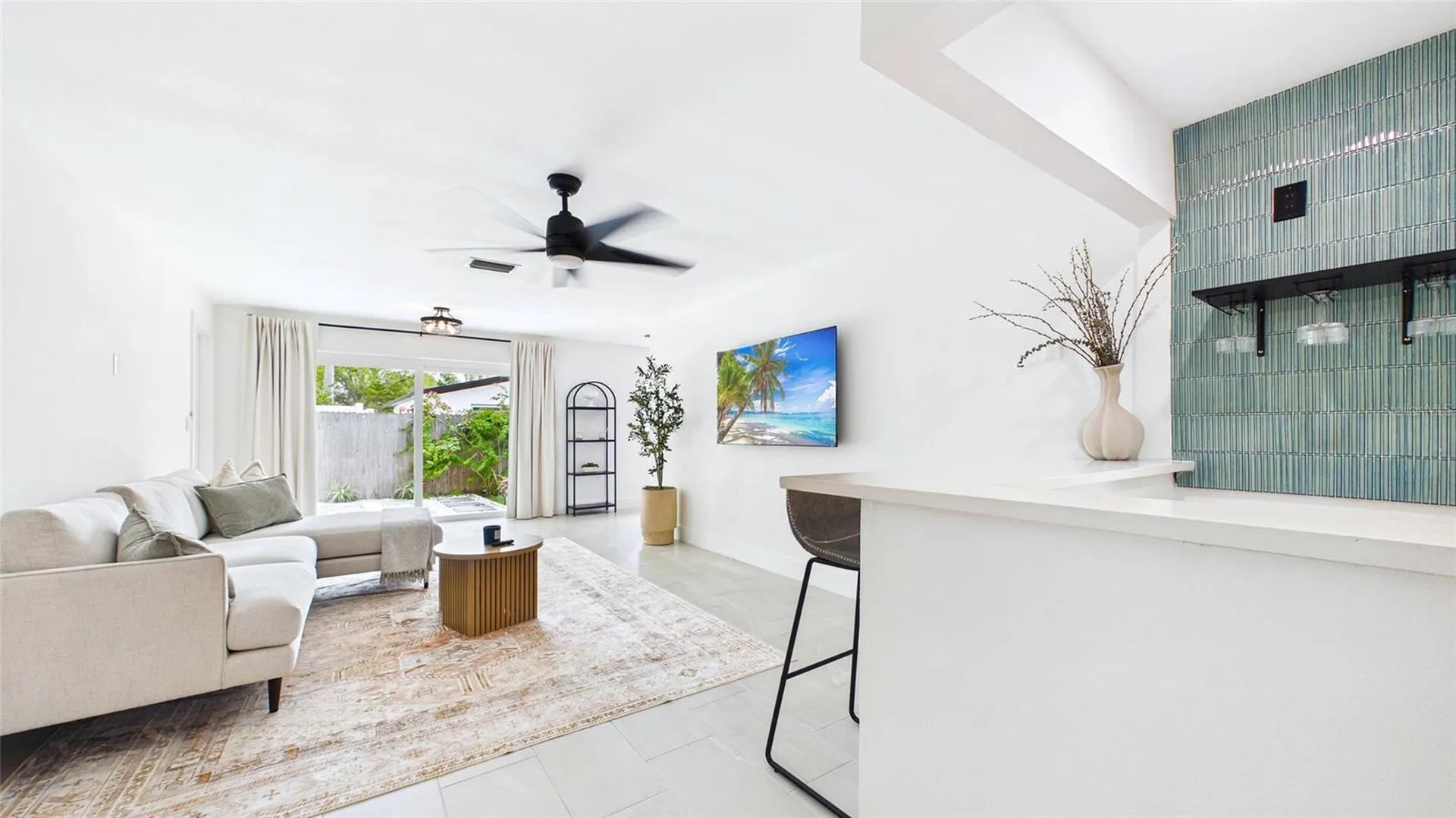 1920 New Hampshire Avenue NE St Petersburg FL 33703