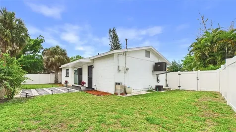1920 New Hampshire Avenue NE St Petersburg FL 33703