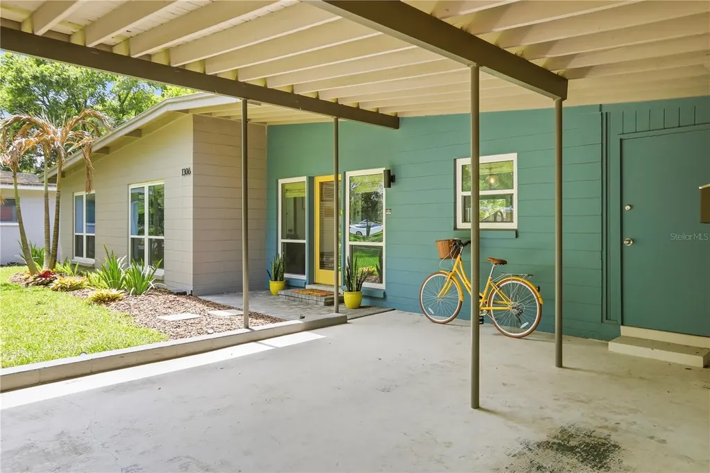 1306 Ceylon Drive Orlando FL 32806