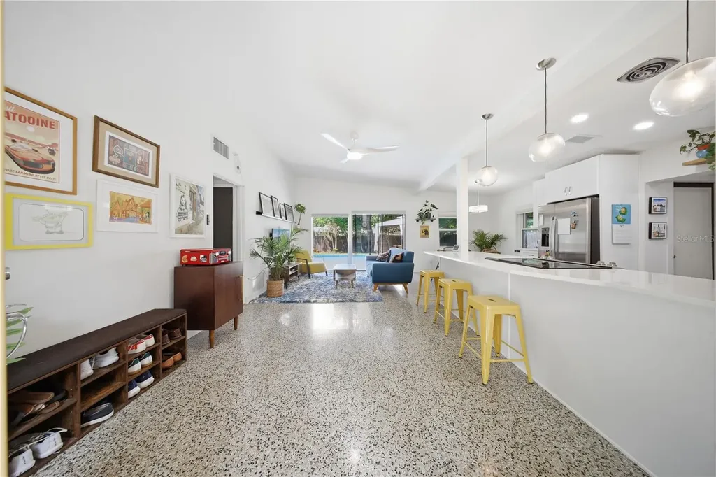 1306 Ceylon Drive Orlando FL 32806