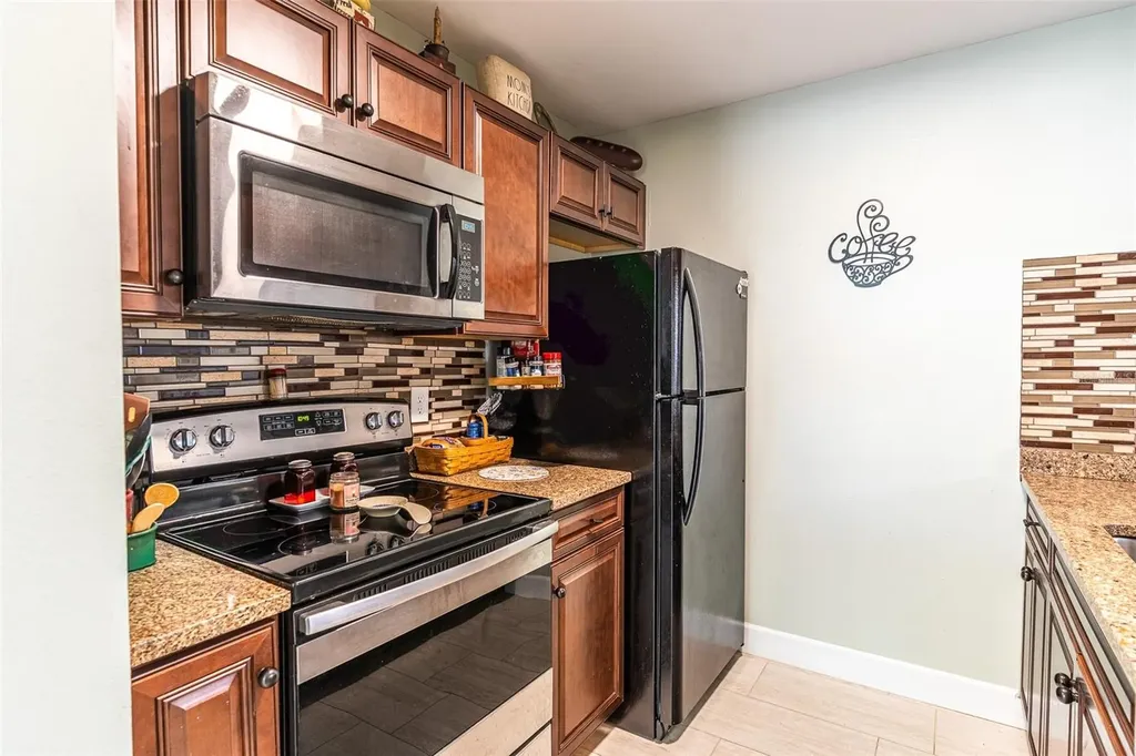3784 59th Avenue W Bradenton FL 34210