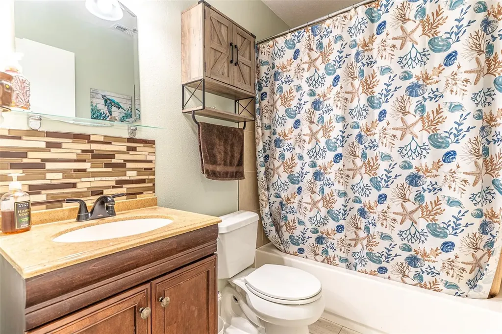 3784 59th Avenue W Bradenton FL 34210