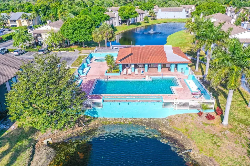 3784 59th Avenue W Bradenton FL 34210