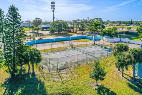 3784 59th Avenue W Bradenton FL 34210