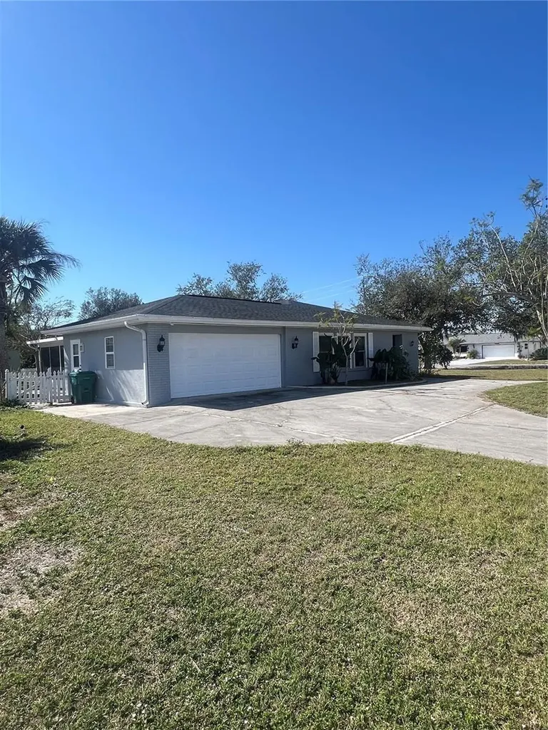22065 Malone Avenue Port Charlotte FL 33952