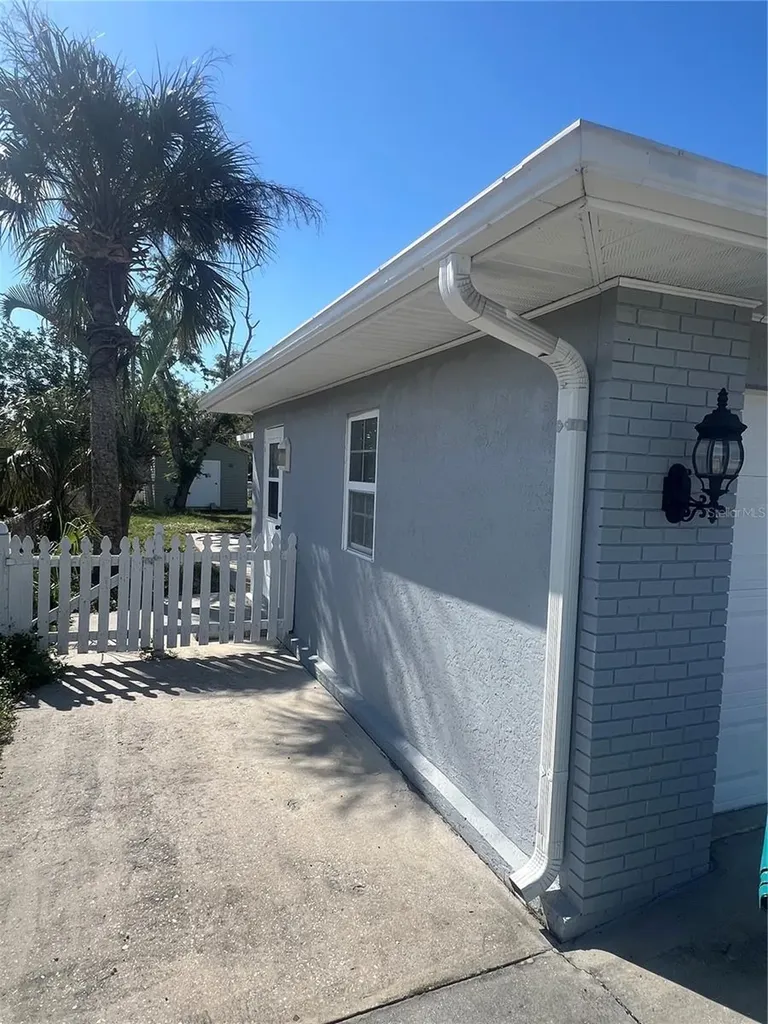 22065 Malone Avenue Port Charlotte FL 33952