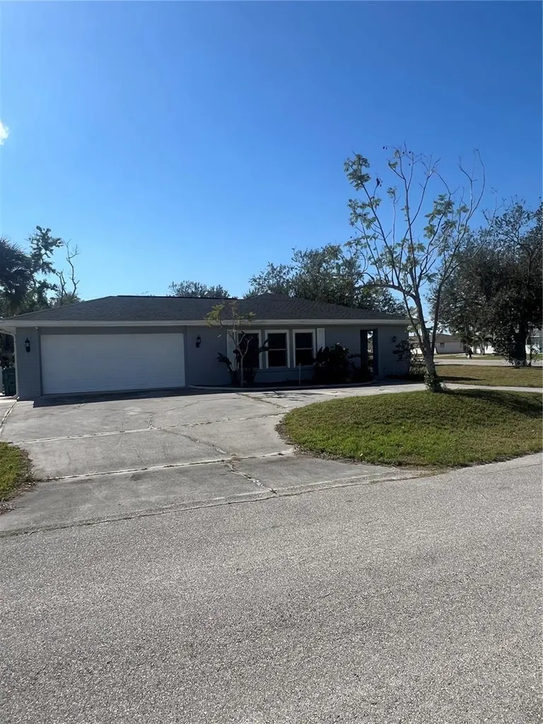 22065 Malone Avenue Port Charlotte FL 33952