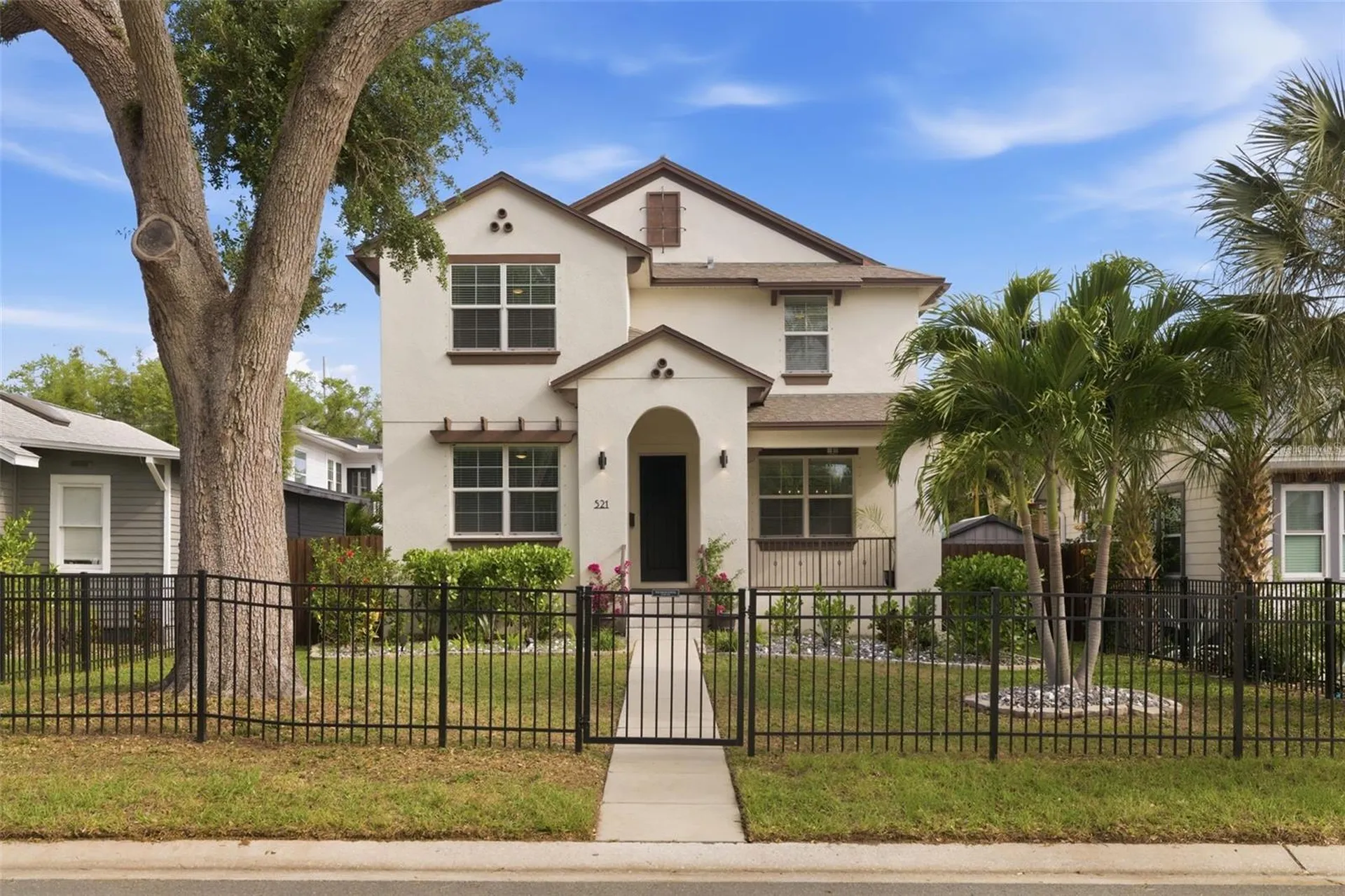 521 12th Avenue S St Petersburg FL 33701