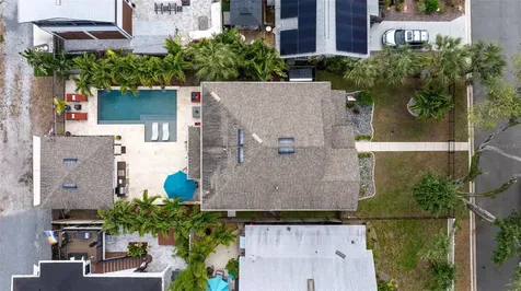 521 12th Avenue S St Petersburg FL 33701