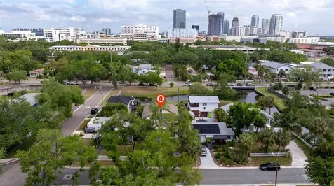 521 12th Avenue S St Petersburg FL 33701