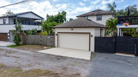 521 12th Avenue S St Petersburg FL 33701