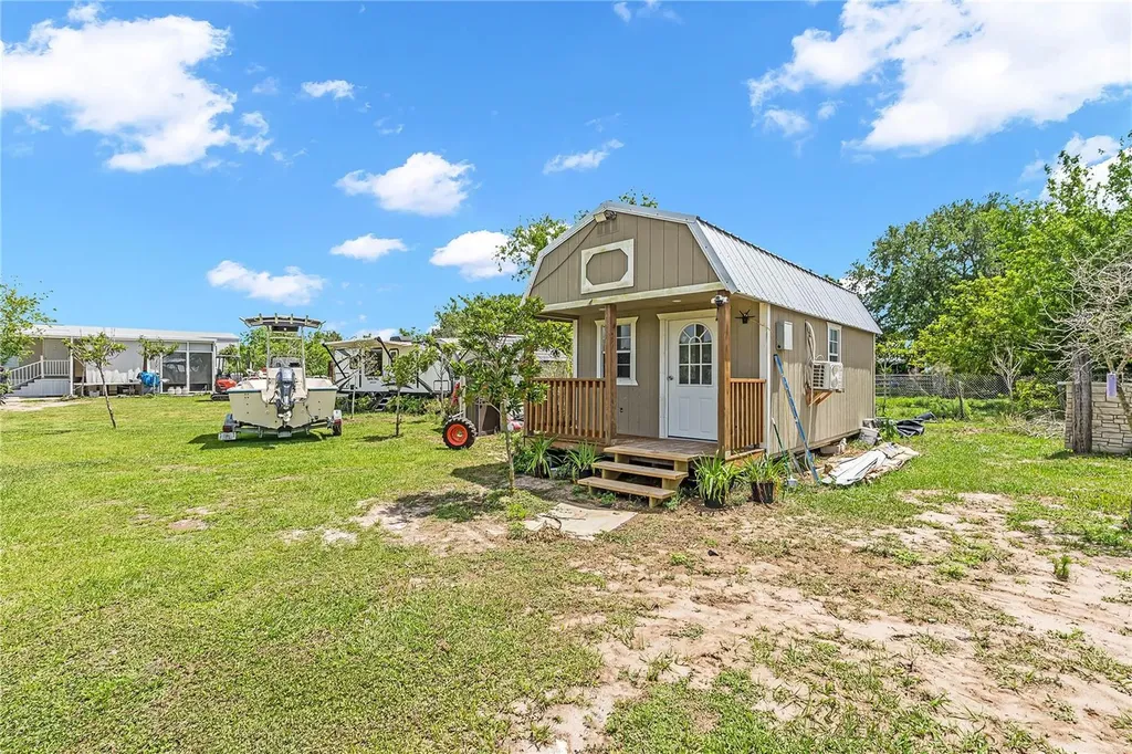 1321 Bluff Hammock Road Lorida FL 33857